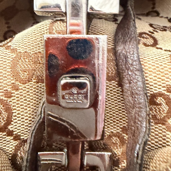 Gucci Brown and Beige GG Canvas Lock-Front Handbag Detail - Picture 2 of 8